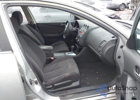 2010 Nissan Altima 2.5 S z USA, uszkodzony, nr VIN 1N4AL2AP4AC152422